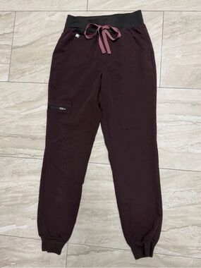 Figs Women's Brown EXPRESSO Jogger Scrub Pants with Waistband